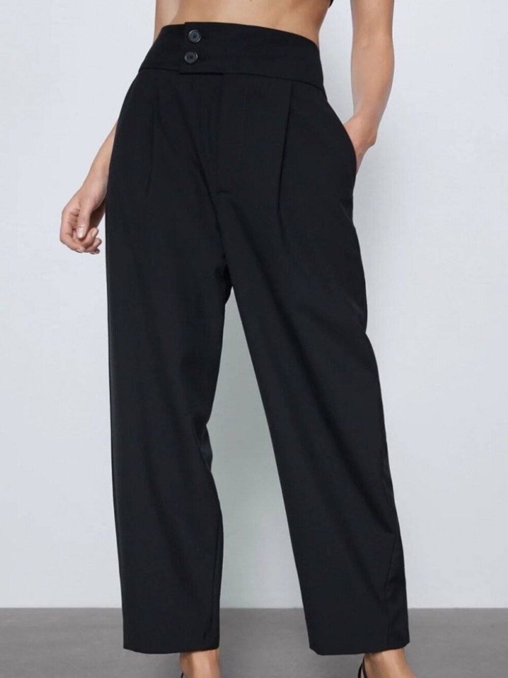 Zara Women's Black Pleated Trouser Pants Size Small 36514